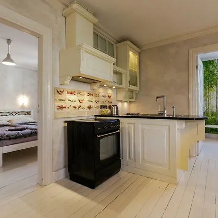 Apartment Apple 3
